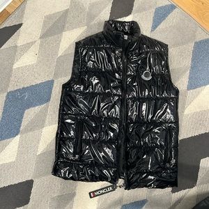 Moncler vest SIZE SMALL